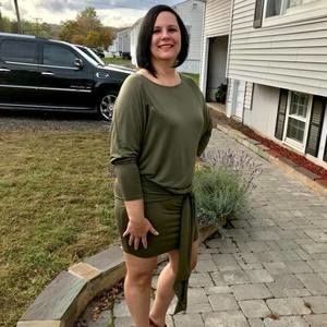 Meet your Posher, Laurie